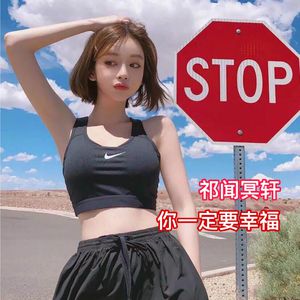 我和亲女疯狂做爰
